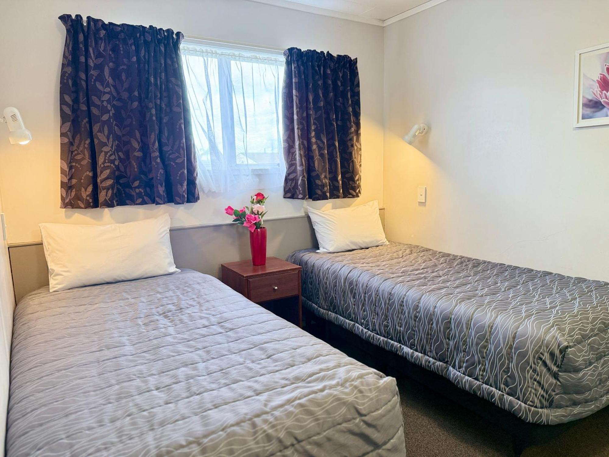 Continental Motel Whangarei Eksteriør bilde